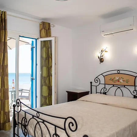 Aparthotel Deep Blue