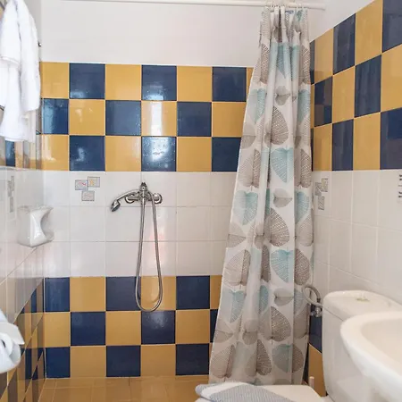 Deep Blue Aparthotel 2*